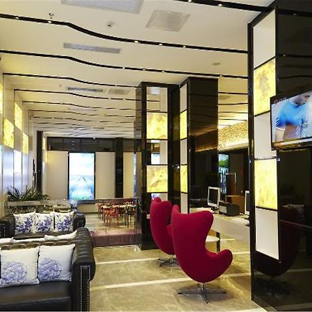 Lavande Hotel Tianhe Gangding Subway Station Branch Kanton Exterior foto