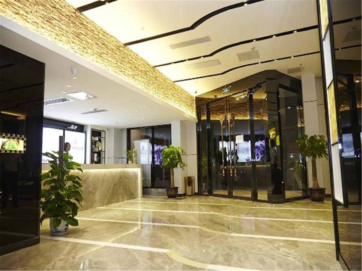 Lavande Hotel Tianhe Gangding Subway Station Branch Kanton Exterior foto